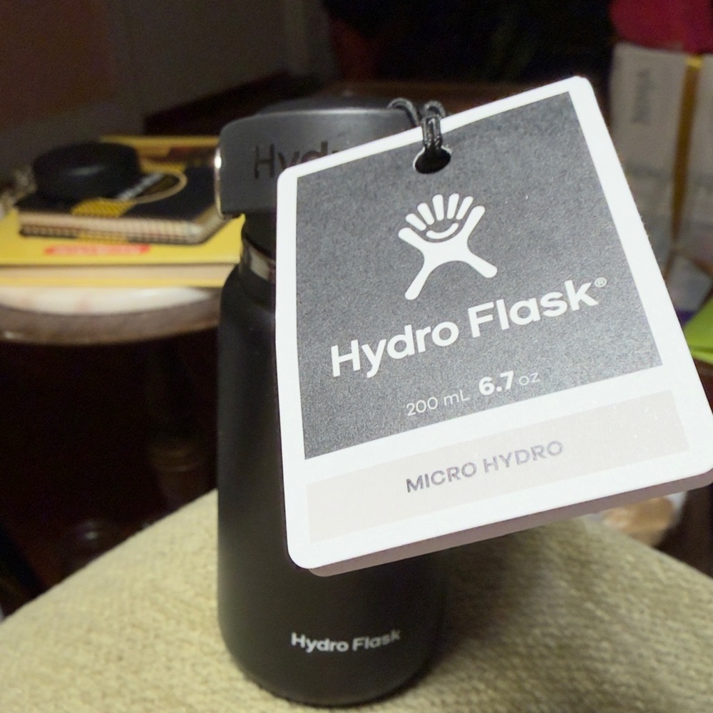 Hydro Flask Matte Black Bottle - Picture 7 of 10